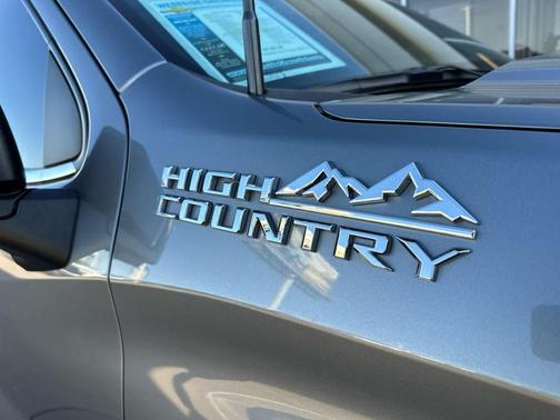 2021 Chevrolet Silverado 1500 High Country