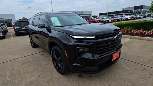 Mosaic Black Metallic 2025 Chevrolet Traverse LT