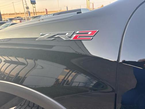 2024 Chevrolet Silverado 1500 ZR2