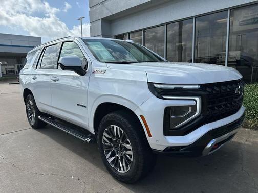 Iridescent Pearl Tricoat 2025 Chevrolet Tahoe 4WD Z71