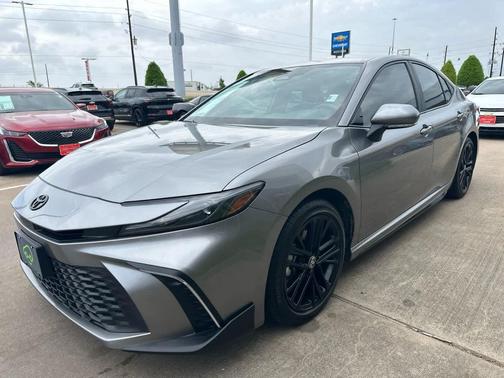 Heavy Metal 2025 Toyota Camry SE