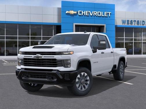 2026 Chevrolet Silverado 2500 Custom