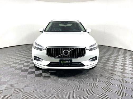 Photo 2 of 38 of 2019 Volvo XC60 T6 Inscription