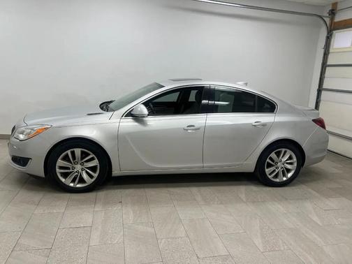 Quicksilver Metallic 2016 Buick Regal Turbo