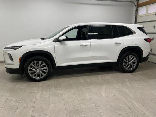 Summit White 2025 Buick Enclave Preferred FWD