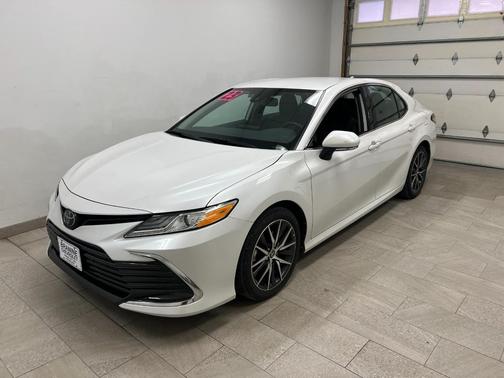 2023 Toyota Camry XLE
