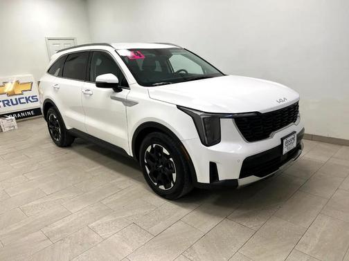 2024 Kia Sorento S