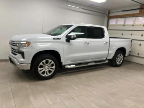 Polar White Tricoat 2026 Chevrolet Silverado 1500 LTZ