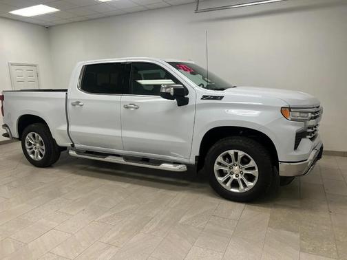 Polar White Tricoat 2026 Chevrolet Silverado 1500 LTZ