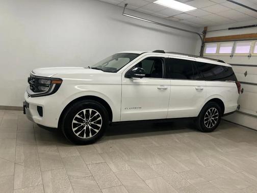 White 2025 Ford Expedition Max Platinum