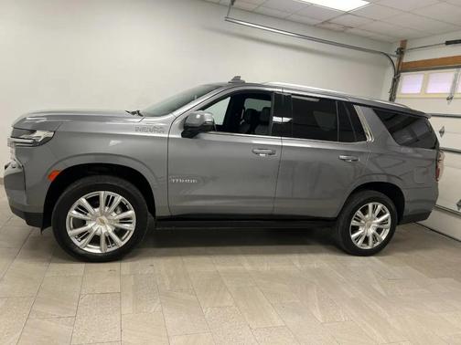 2021 Chevrolet Tahoe 4WD High Country