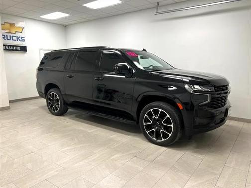 2023 Chevrolet Suburban RST