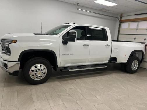 Summit White 2026 Chevrolet Silverado 3500 LTZ