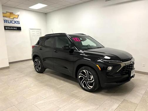 Mosaic Black Metallic 2026 Chevrolet Trailblazer RS