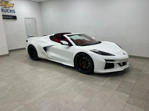Arctic White 2026 Chevrolet Corvette Z06