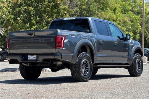 2020 Ford F-150 Raptor