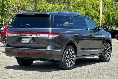 2023 Lincoln Navigator Reserve