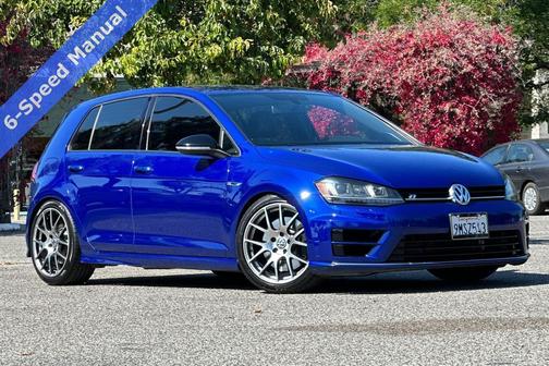 2016 Volkswagen Golf R 4-Door w/DCC & Navigation
