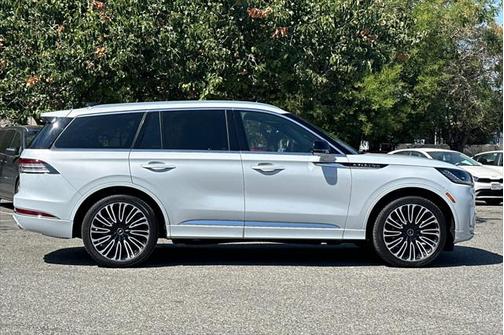 2025 Lincoln Aviator Black Label AWD