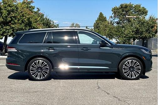 2025 Lincoln Aviator Black Label AWD