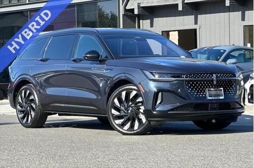 2024 Lincoln Nautilus Reserve