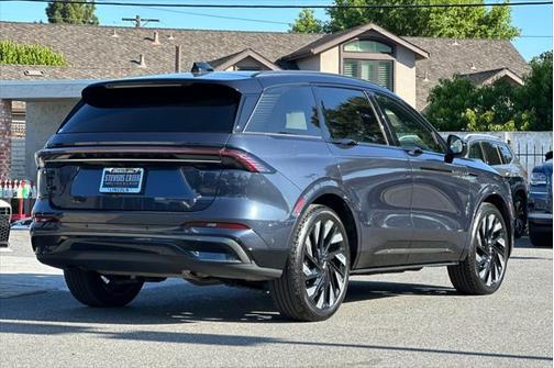 2024 Lincoln Nautilus Reserve