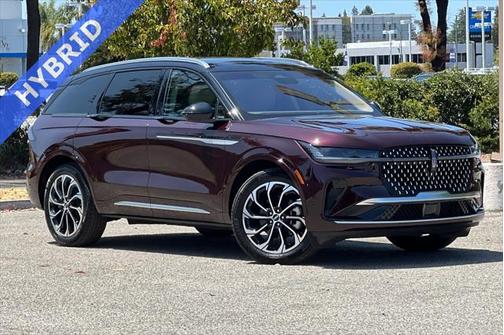 2024 Lincoln Nautilus Reserve