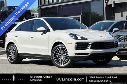 2022 Porsche Cayenne Base