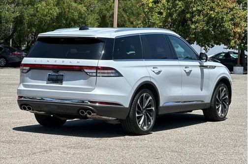 2025 Lincoln Aviator Reserve AWD