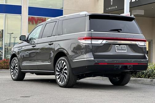 2023 Lincoln Navigator Black Label