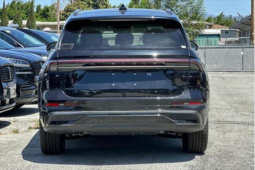 2025 Lincoln Nautilus Black Label