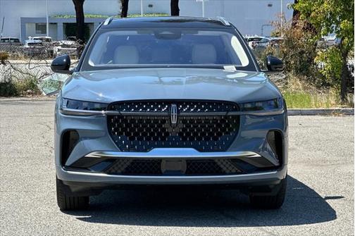 2025 Lincoln Nautilus Black Label