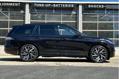 2025 Lincoln Aviator Black Label AWD