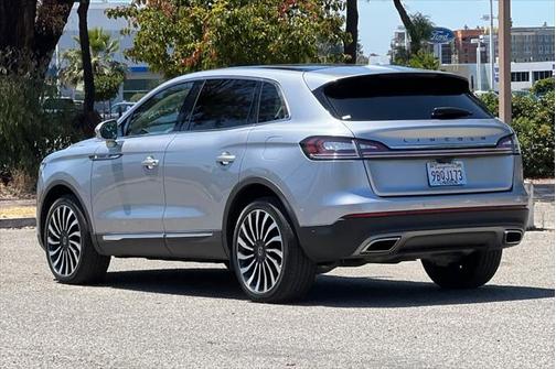 2022 Lincoln Nautilus Black Label