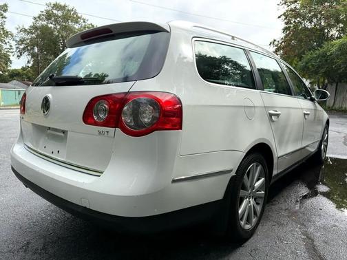 2010 Volkswagen Passat Komfort