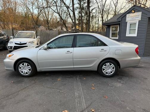 2003 Toyota Camry LE