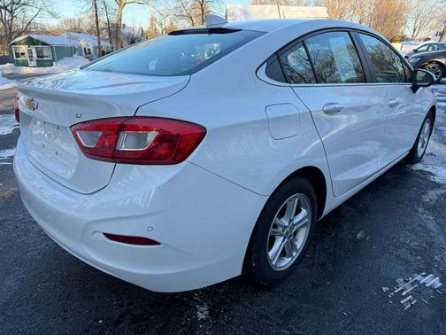 2016 Chevrolet Cruze LT Auto