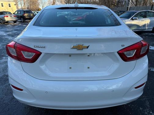 2016 Chevrolet Cruze LT Auto
