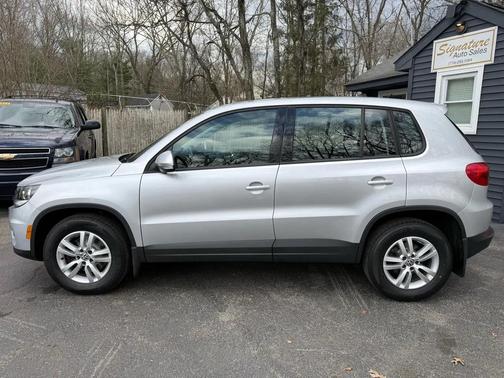 2013 Volkswagen Tiguan S