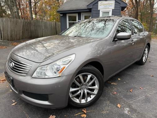 2009 INFINITI G37x Base
