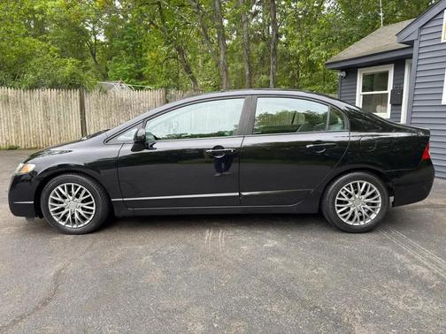 Crystal Black Pearl 2010 Honda Civic LX
