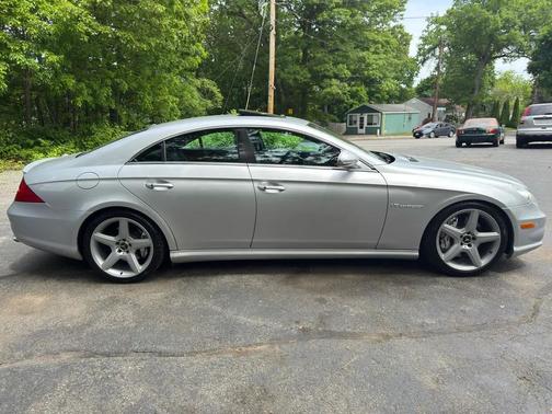 Silver 2006 Mercedes-Benz CLS-Class CLS55 AMG