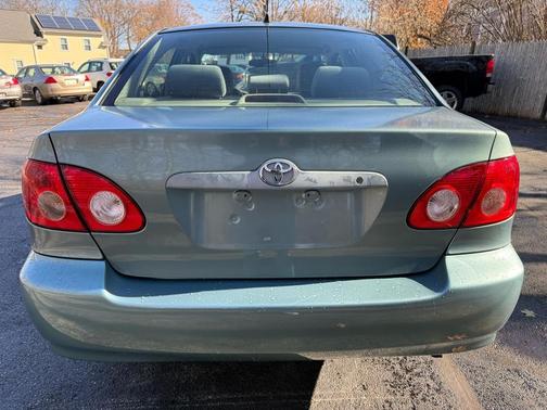 2005 Toyota Corolla CE