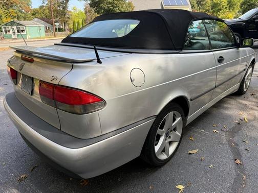 2003 Saab 9-3 SE