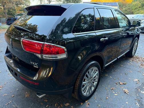 2011 Lincoln MKX Base