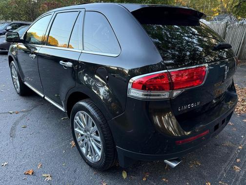 2011 Lincoln MKX Base