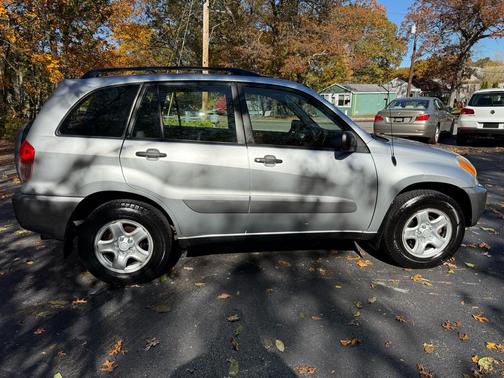 2003 Toyota RAV4 Base