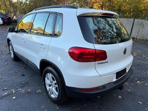 2016 Volkswagen Tiguan S