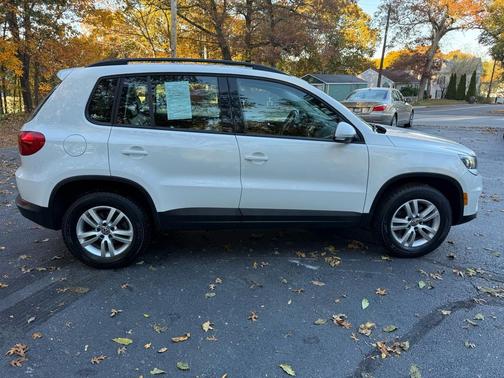 2016 Volkswagen Tiguan S