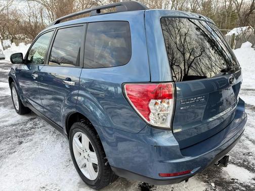 2010 Subaru Forester 2.5 X Premium